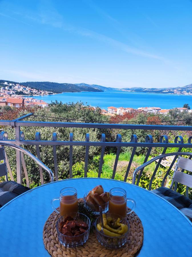 Dream View Apartments Dalmatia Трогир Екстериор снимка