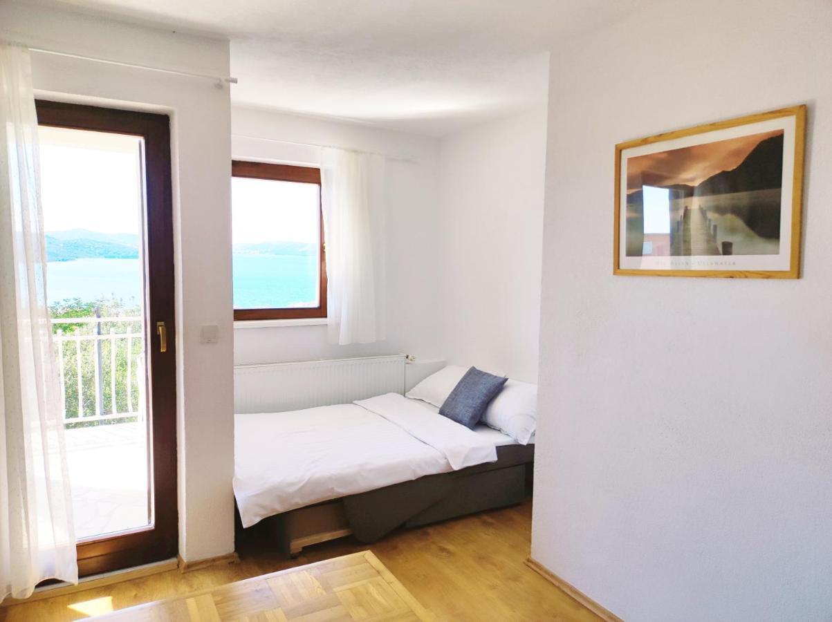 Dream View Apartments Dalmatia Трогир Екстериор снимка