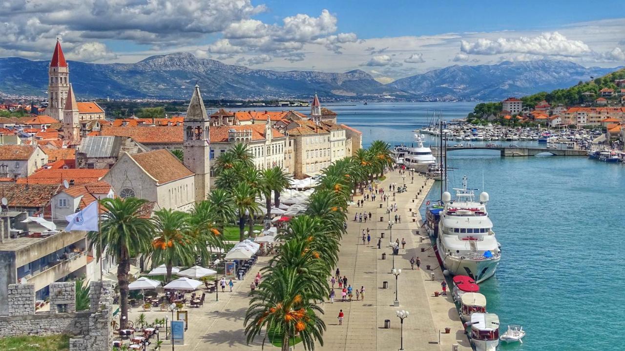 Dream View Apartments Dalmatia Трогир Екстериор снимка