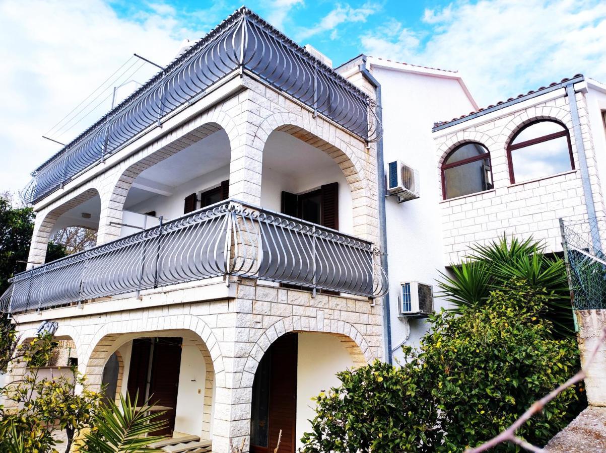 Dream View Apartments Dalmatia Трогир Екстериор снимка